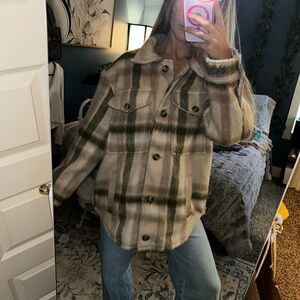🍂American Eagle Outfitters flannel jacket